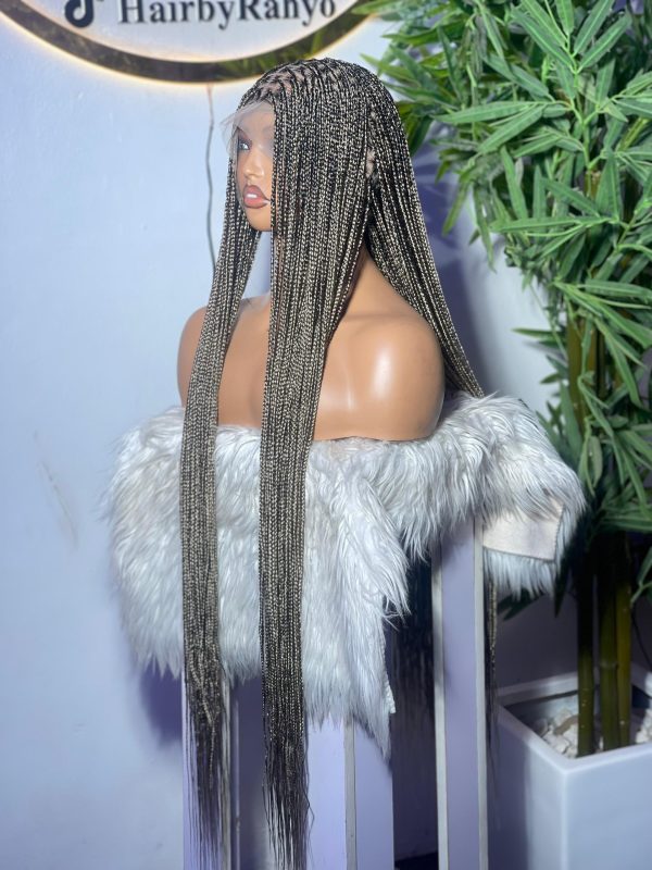 WIG TRIANGLE KNOTLESS 360 hd LACE