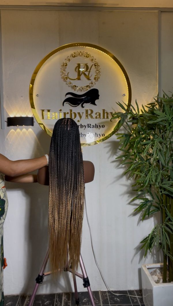 360 hd lace MIRA UNIT straight knotless braid